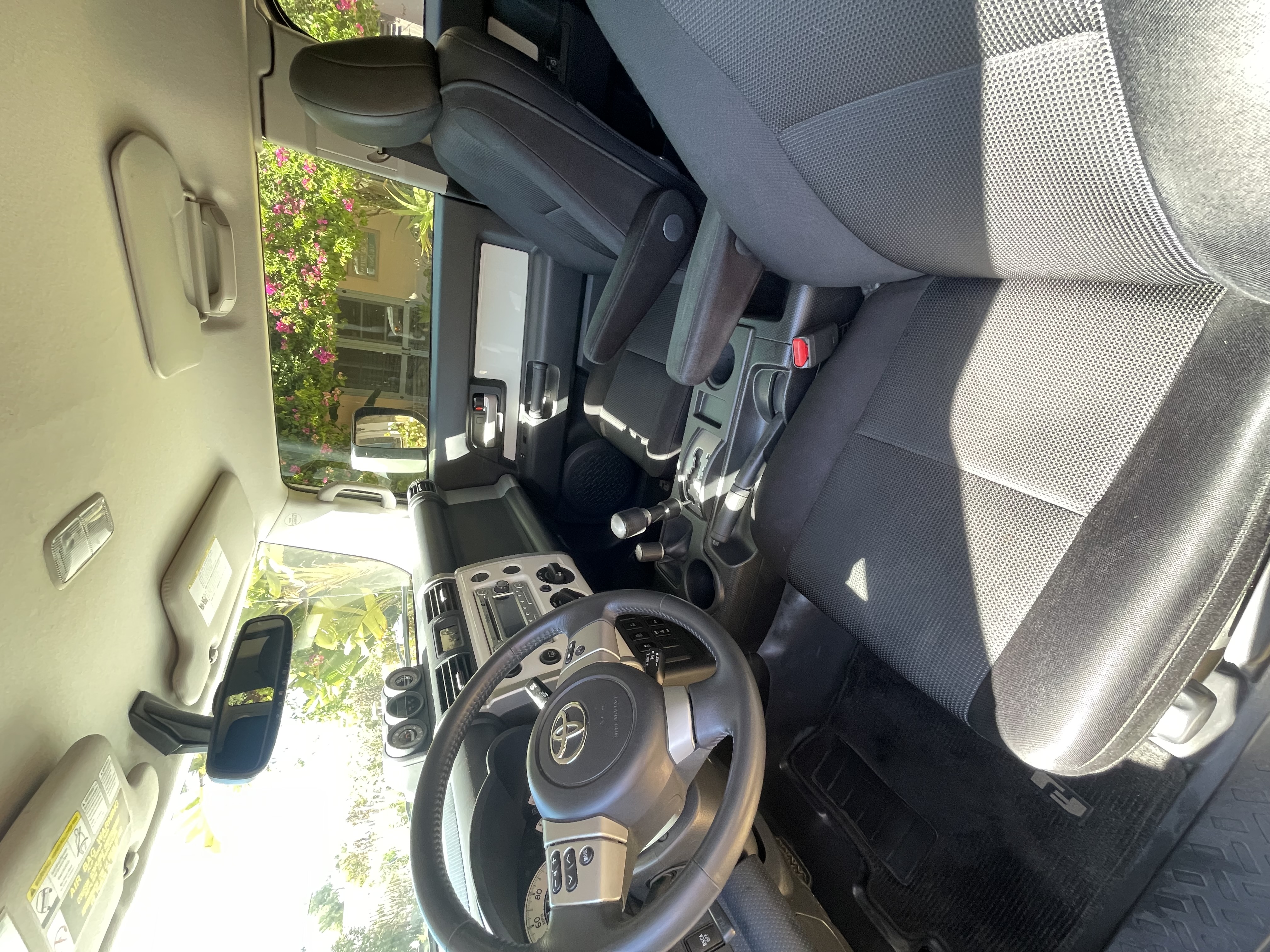 Used 2013 Toyota FJ Cruiser 4WD w/ Upgrade Pkg image 20