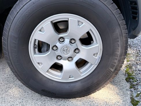 Used 2007 Toyota Tacoma PreRunner RWD image 19