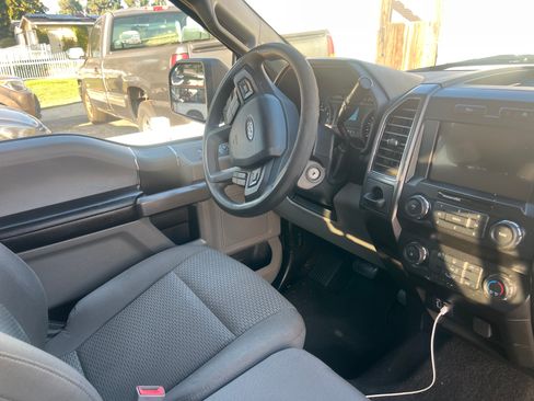 Used 2019 Ford F150 XLT image 6