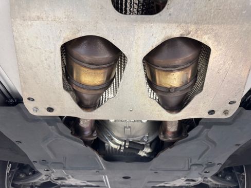 Used 2014 Aston Martin DB9 Coupe image 26