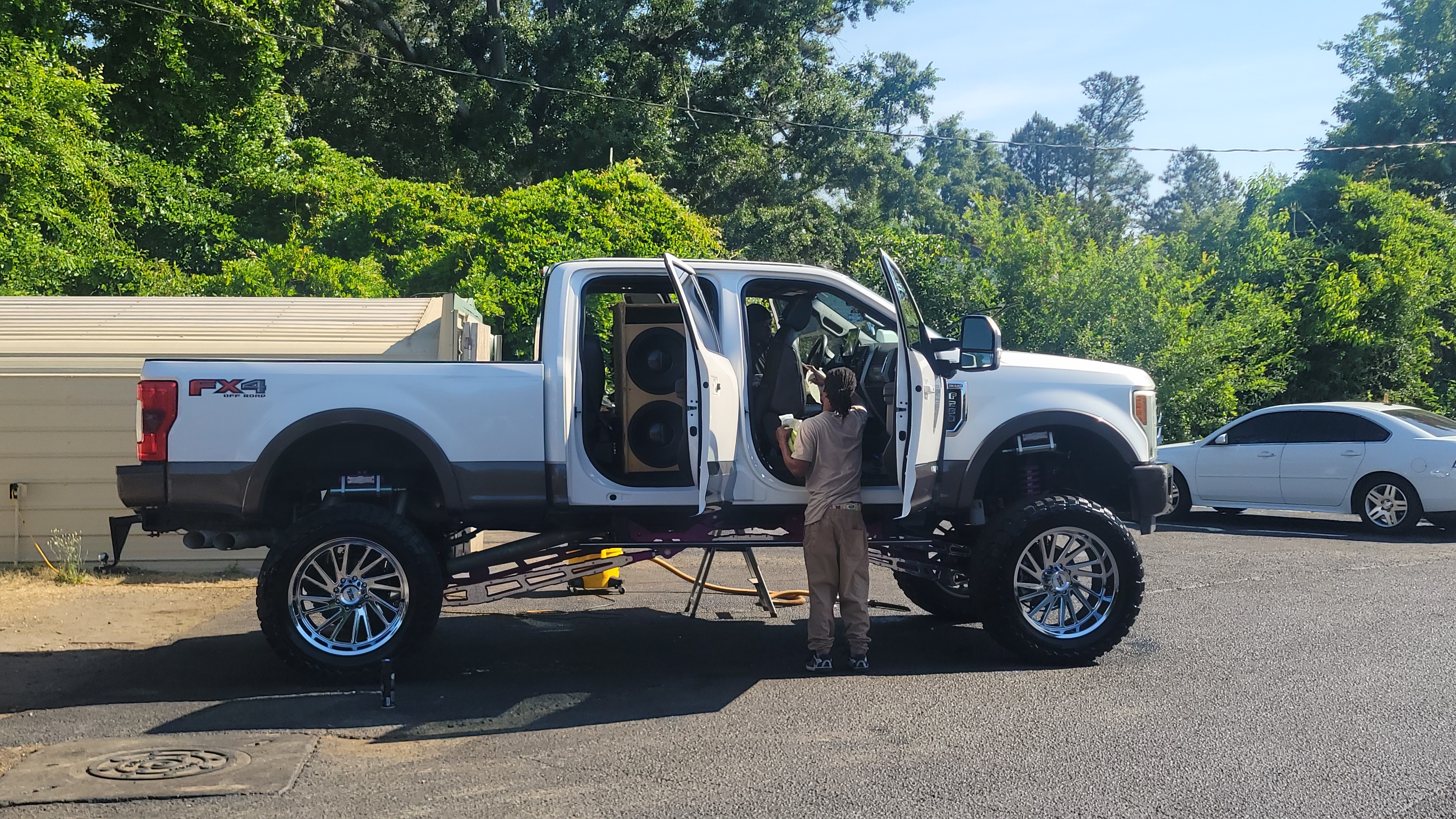 Used 2017 Ford F250 4x4 Crew Cab Super Duty image 17