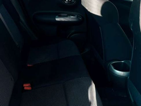 Used 2016 Nissan Juke S image 6