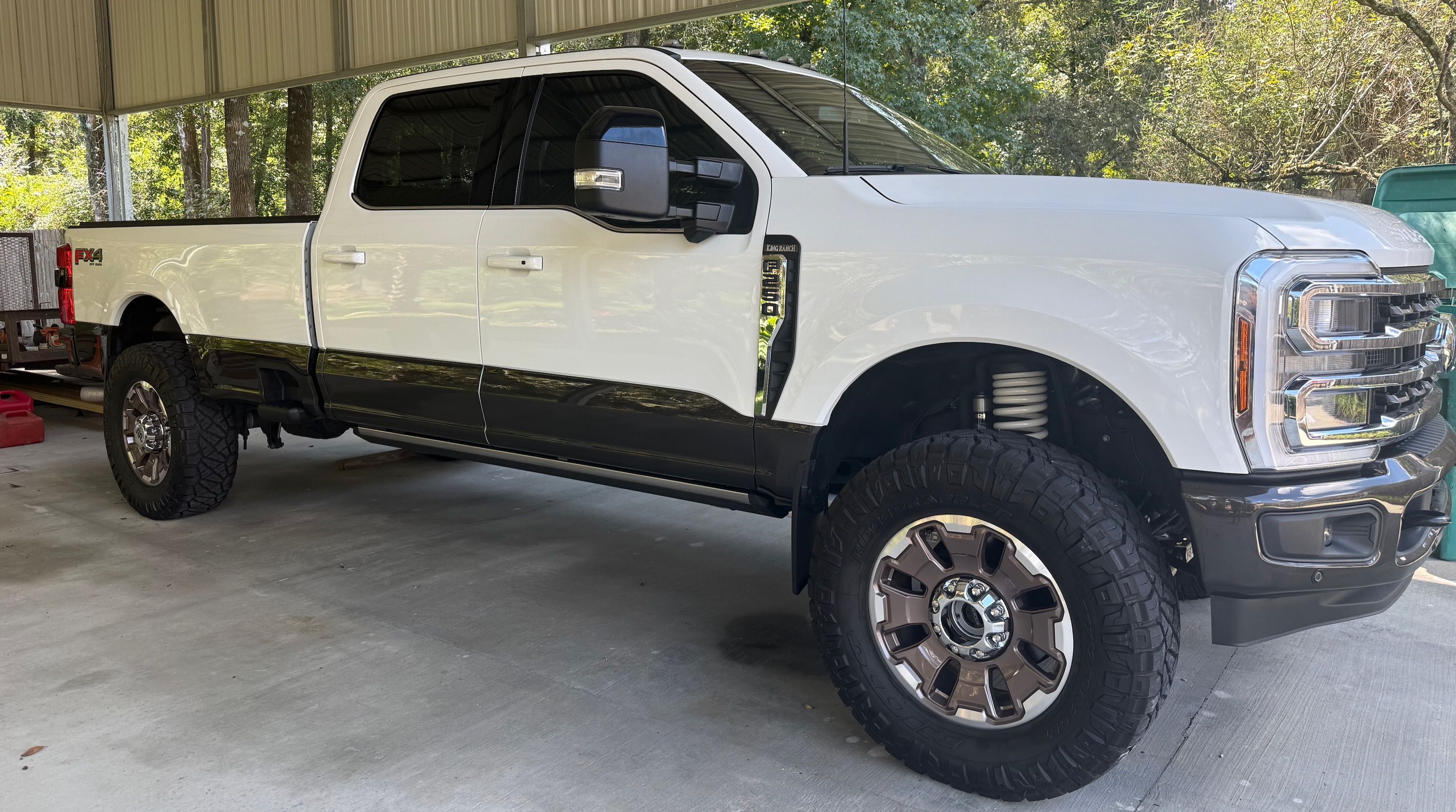 Used 2024 Ford F250 King Ranch AWD/4WD image 2