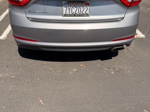 Used 2017 Hyundai Sonata SE w/ Winter Weather Package image 10