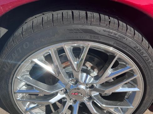 Used 2000 Chevrolet Corvette Coupe w/ Memory Pkg RWD image 6