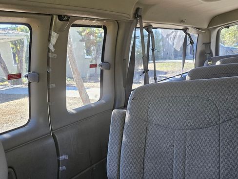 Used 2001 Chevrolet Express 3500 Extended Passenger w/ LS Preferred Equipment Group image 6