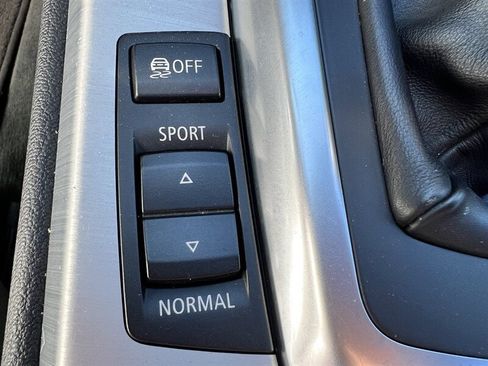 Used 2009 BMW Z4 sDrive35i image 6