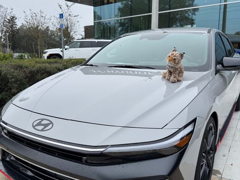 Used 2026 Hyundai Elantra N N Sedan 4D image 4