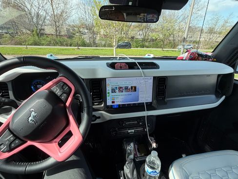 Used 2025 Ford Bronco Big Bend image 10