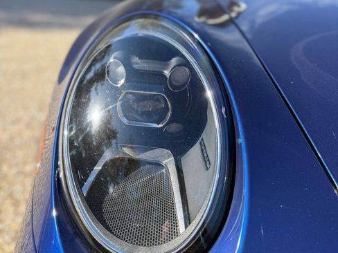 Used 2022 Porsche 911 Carrera 4S image 5