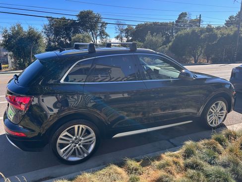 Used 2019 Audi Q5 2.0T Premium Plus w/ Premium Plus Package AWD/4WD image 4