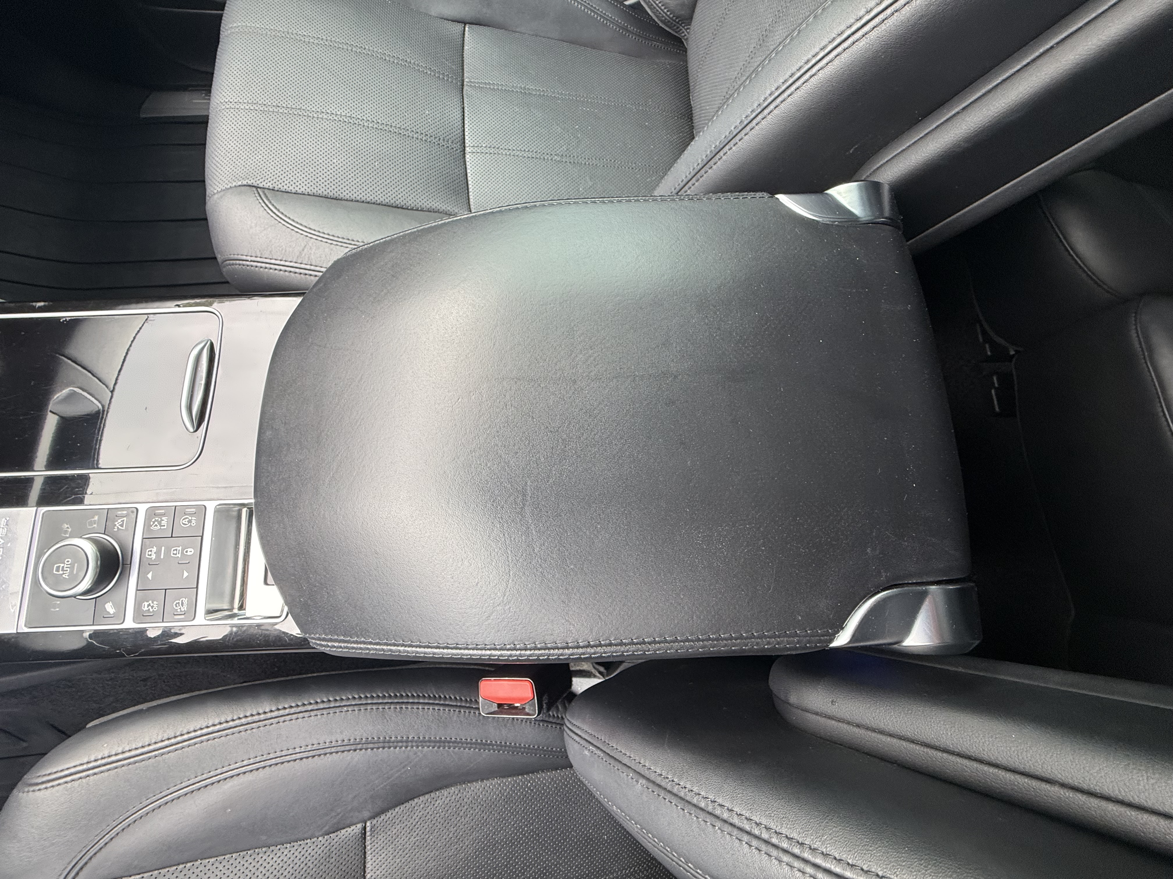 Used 2017 Land Rover Range Rover Supercharged AWD/4WD image 17
