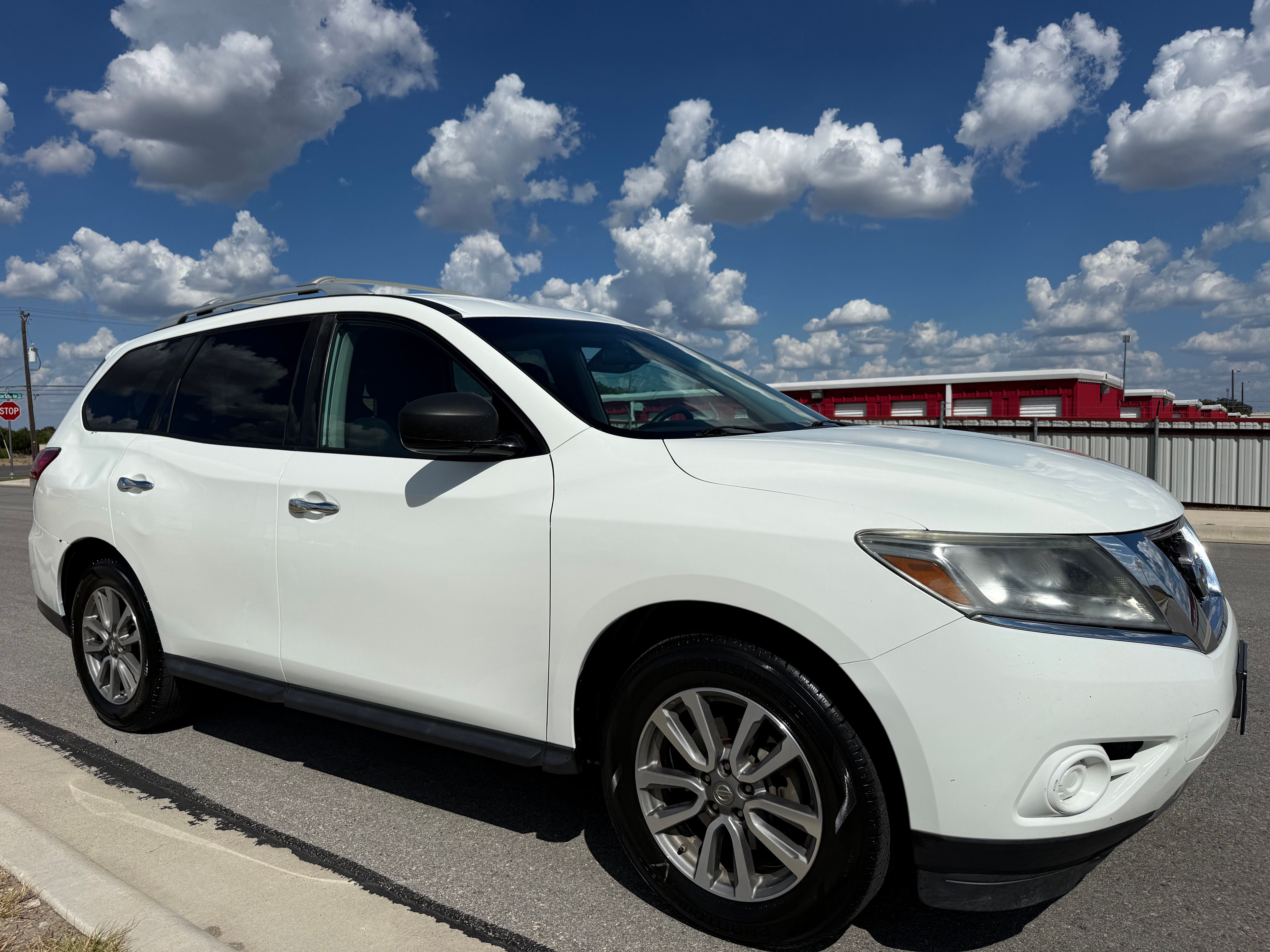 Used 2016 Nissan Pathfinder S FWD image 8