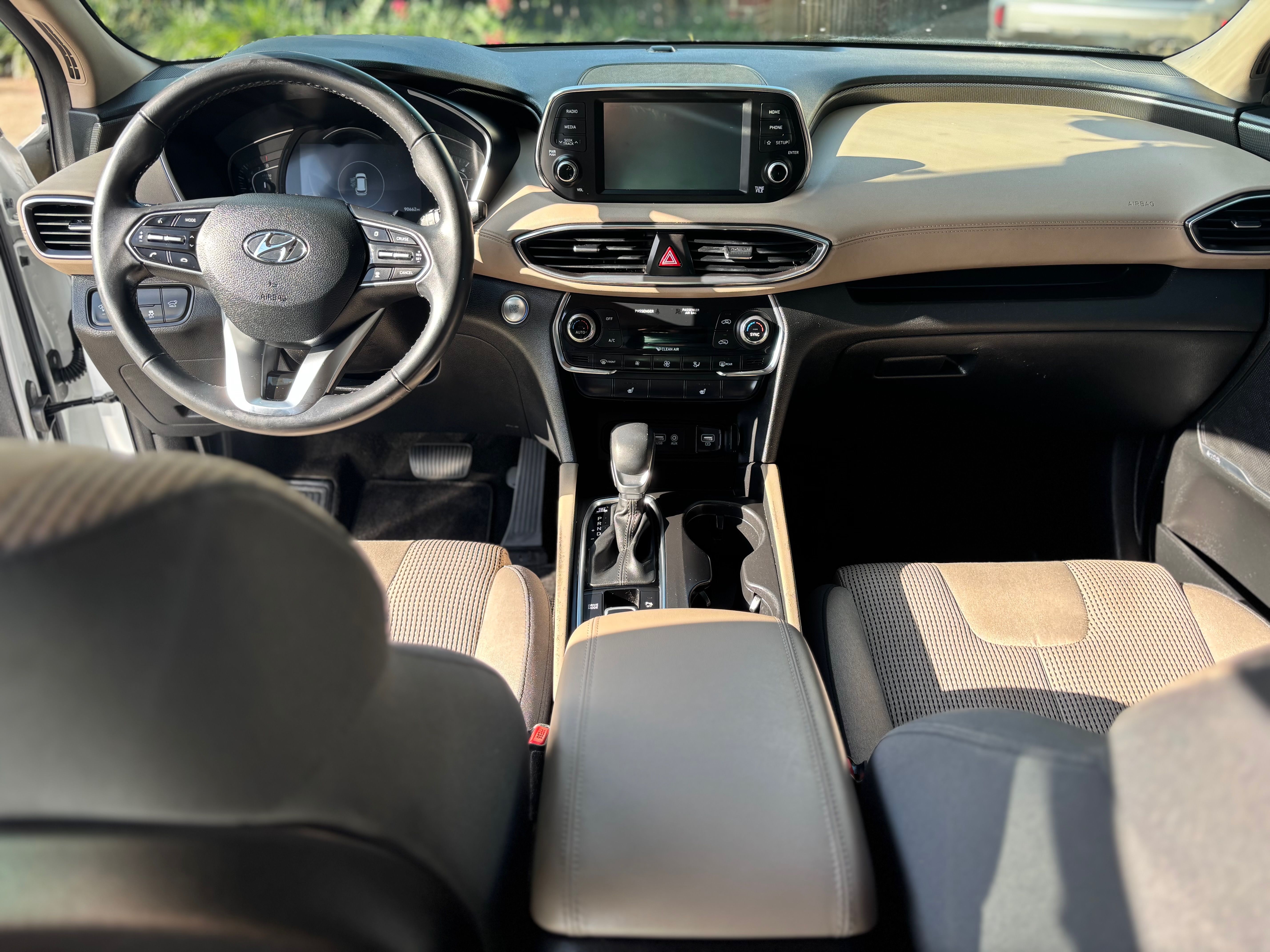 Used 2019 Hyundai Santa Fe SEL FWD image 10