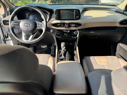 Used 2019 Hyundai Santa Fe FWD image 10