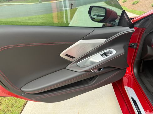 Used 2024 Chevrolet Corvette Stingray Premium Cpe w/ Z51 Performance Package RWD image 20