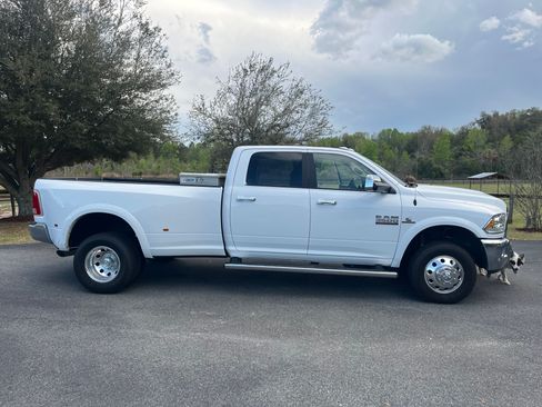 Used 2018 RAM 3500 Laramie image 8