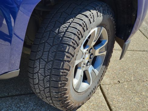 Used 2016 Chevrolet Colorado Z71 image 9