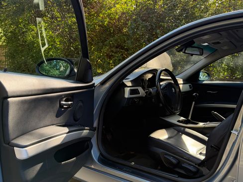 Used 2008 BMW 328i Sedan image 2