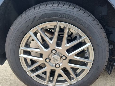 Used 2014 Scion iQ image 12