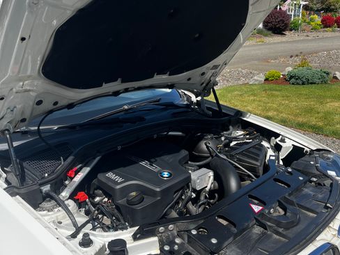 Used 2016 BMW X3 xDrive28i AWD/4WD image 13