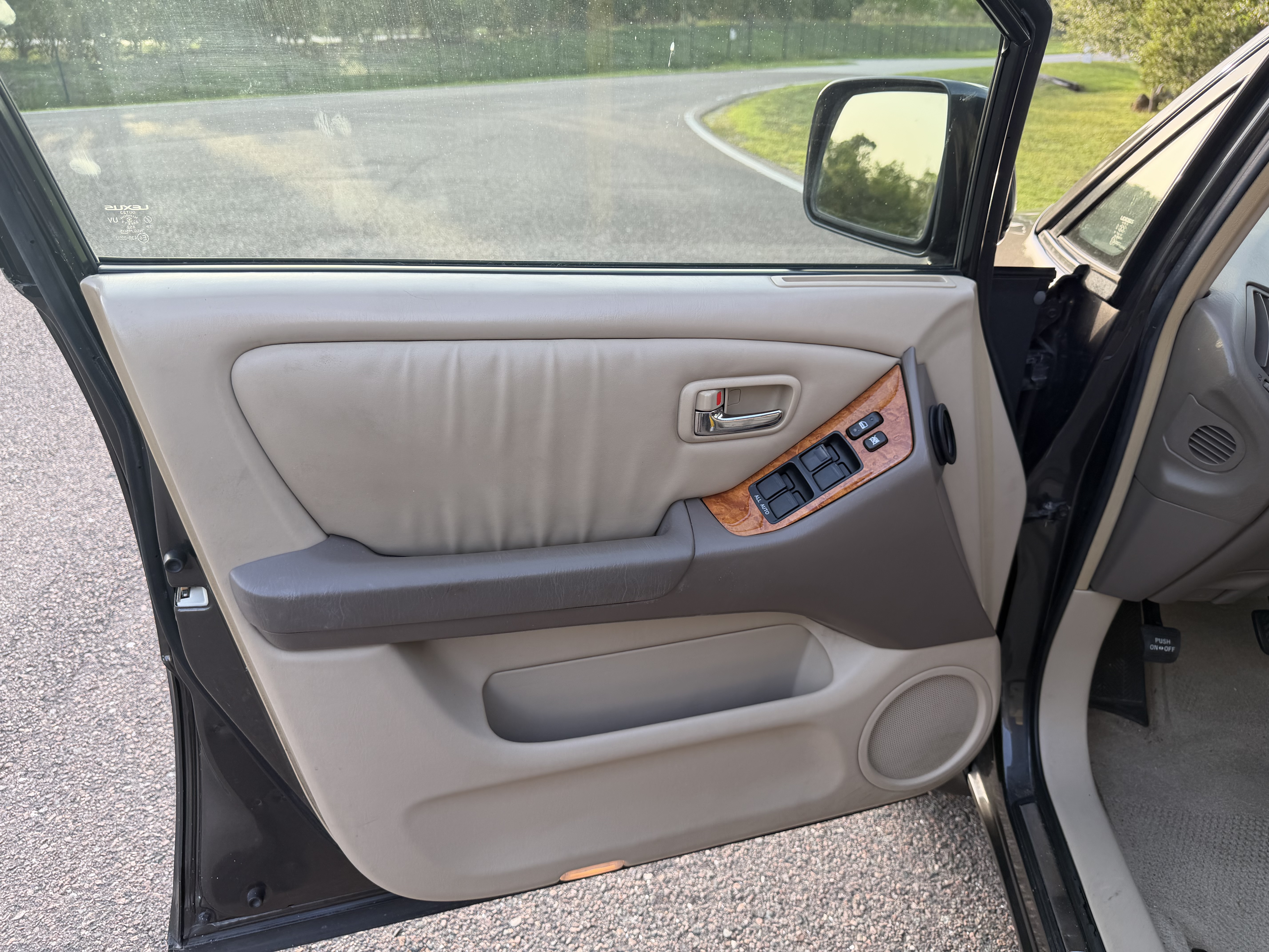 Used 2002 Lexus RX 300 FWD image 20