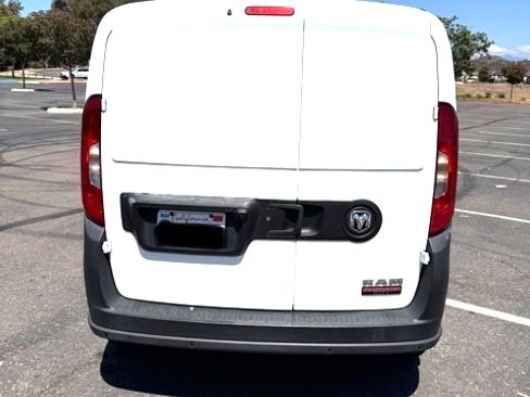 Used 2017 RAM ProMaster City Tradesman w/ Rear Back-up Camera Group FWD image 8