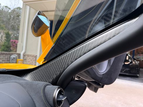 Used 2020 McLaren 720S Spider image 24