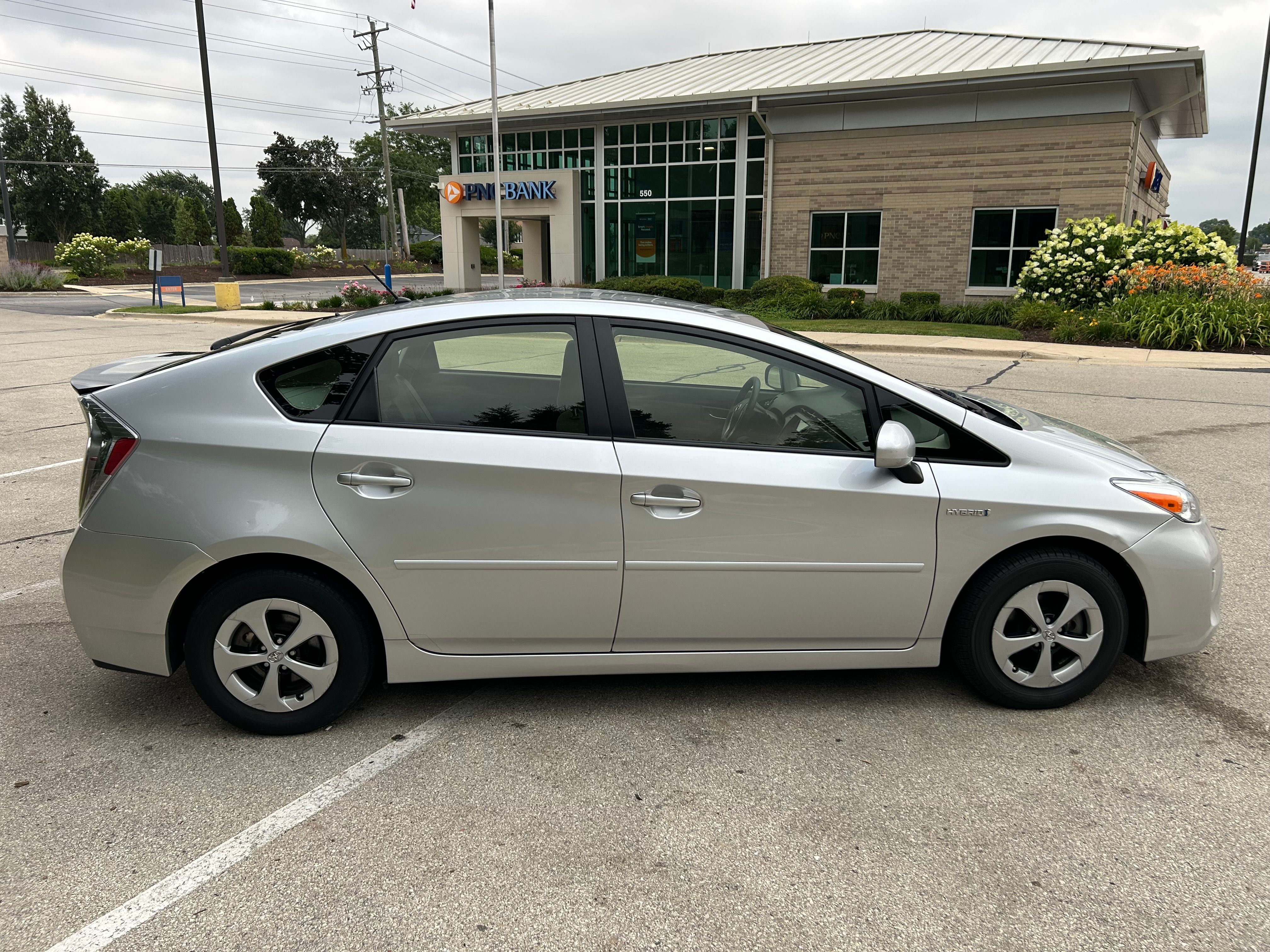 Used 2012 Toyota Prius Two FWD image 6