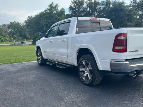 Used 2022 RAM 1500 Laramie AWD/4WD image 2