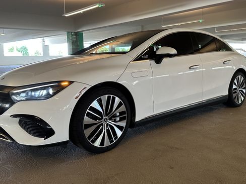 Used 2024 Mercedes-Benz EQE 350+ Sedan image 4