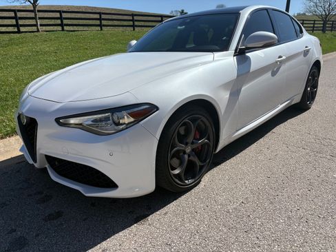 Used 2018 Alfa Romeo Giulia Ti Sport w/ Quick Order Package 22S Sport image 6