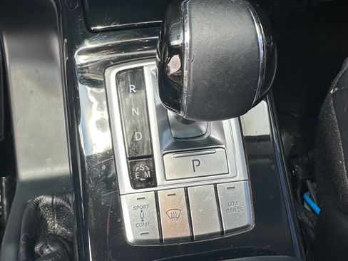 Used 2017 Mercedes-Benz G 550 image 16