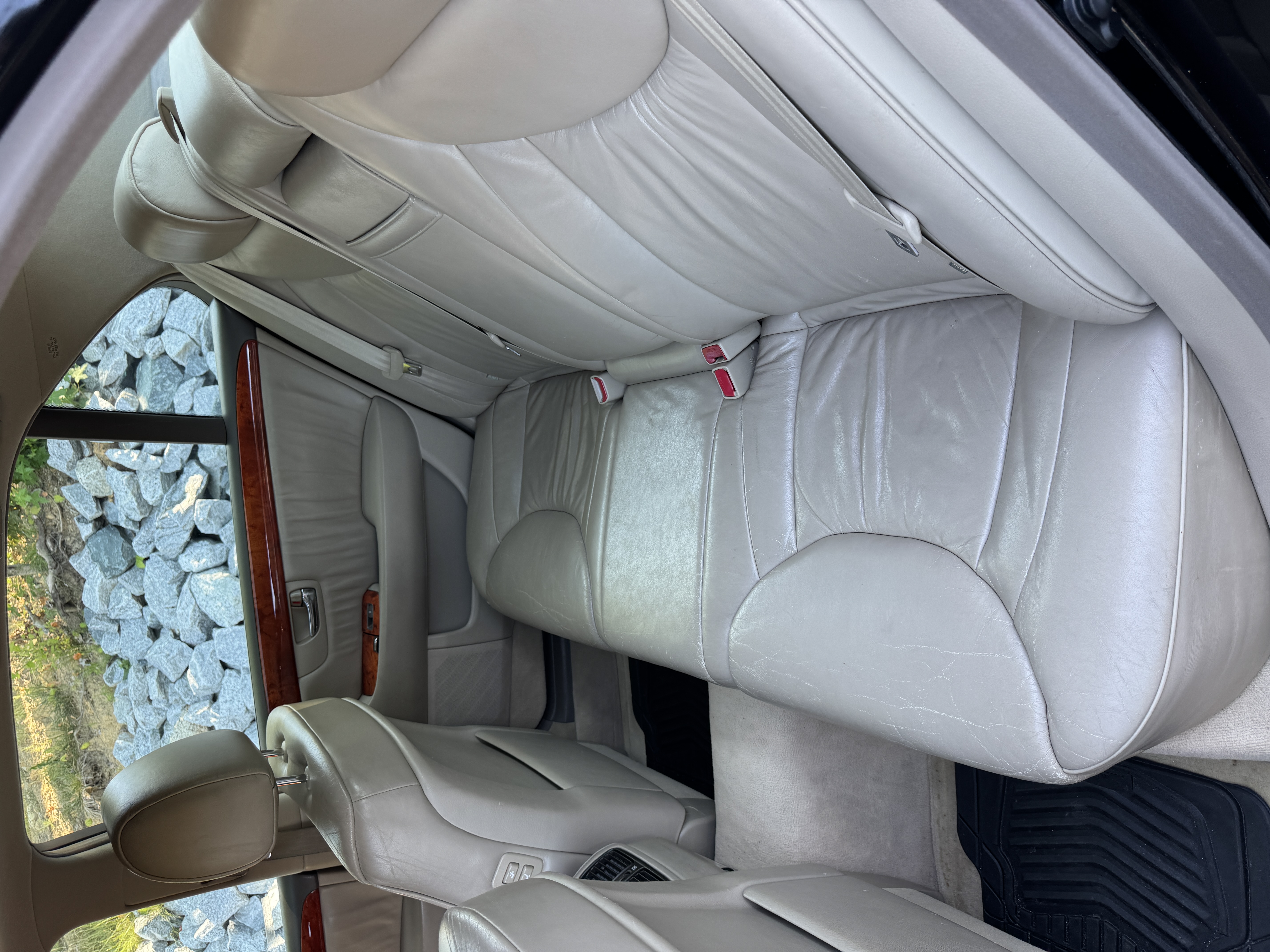Used 2002 Lexus LS 430 RWD image 11