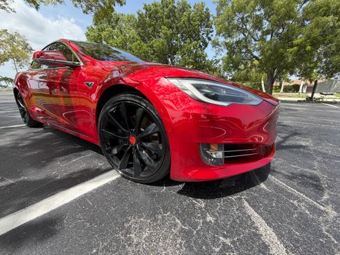 Used 2016 Tesla Model S 75 RWD image 9