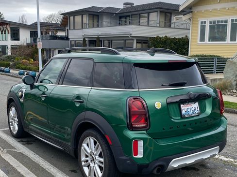 Used 2023 MINI Cooper Countryman SE w/ Storage Package image 4