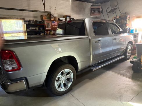 Used 2019 RAM 1500 Big Horn AWD/4WD image 9