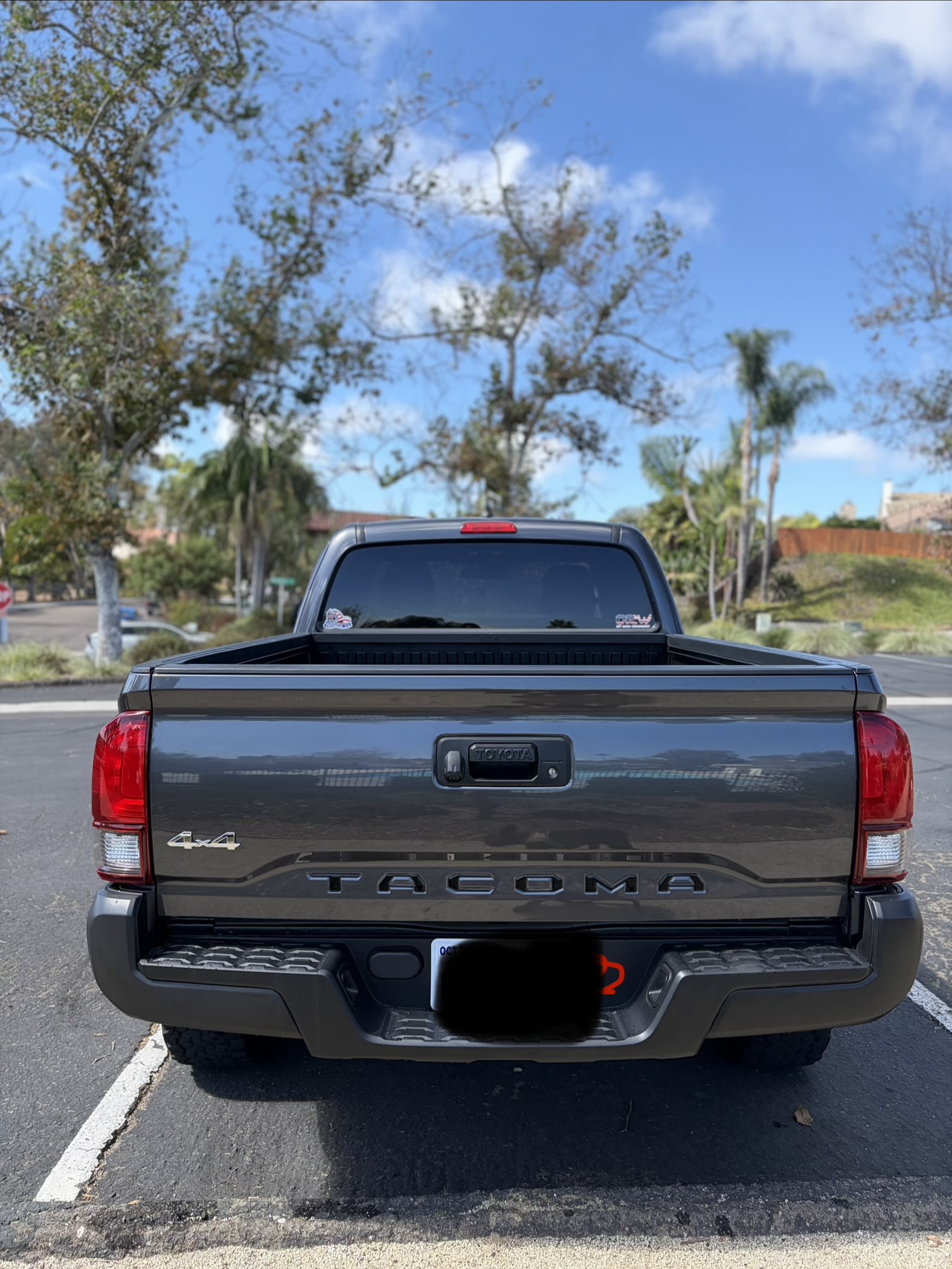 Used 2023 Toyota Tacoma SR AWD/4WD image 6