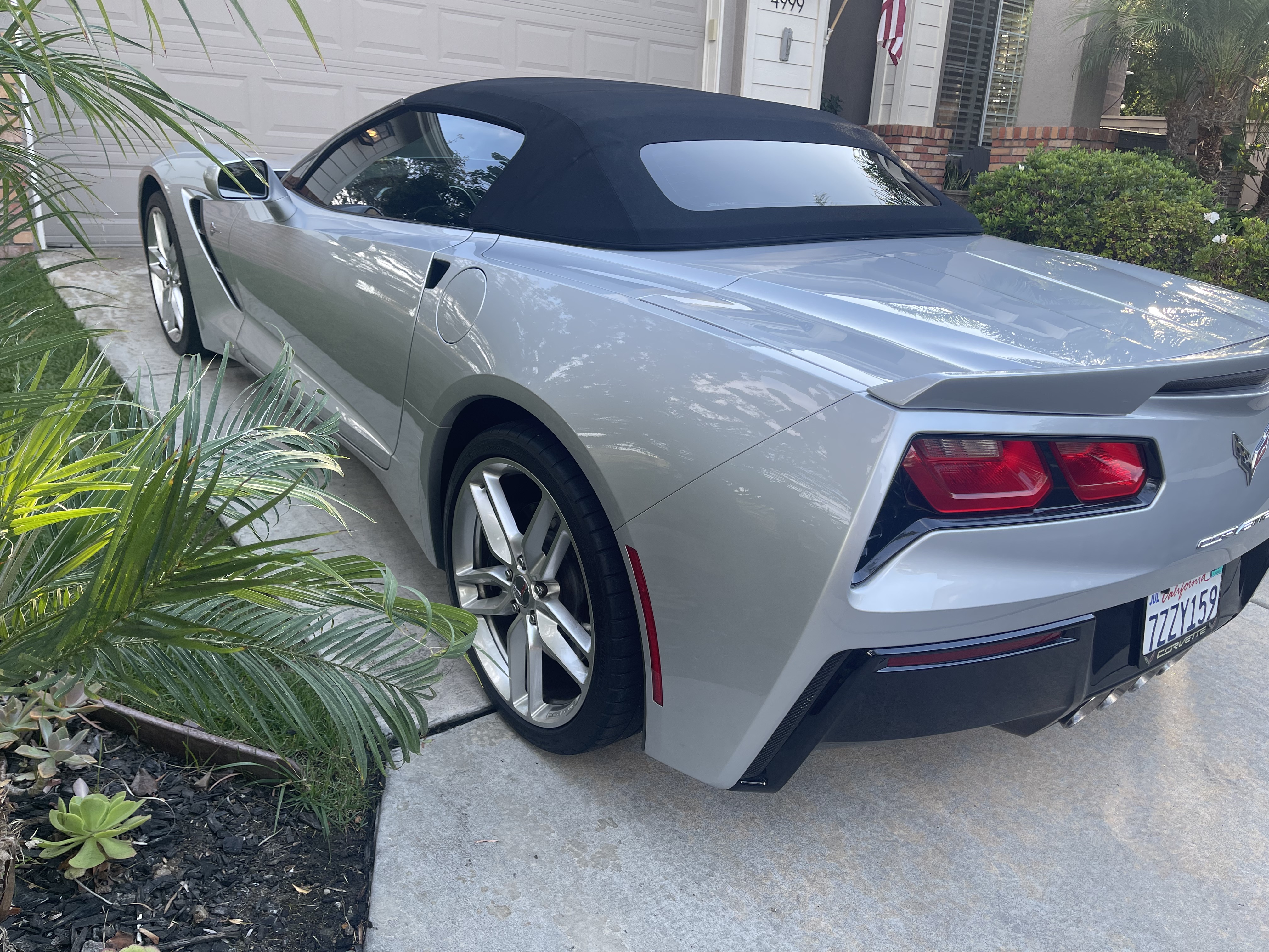 Used 2015 Chevrolet Corvette Stingray Convertible w/ 3LT Preferred Equipment Group RWD image 16