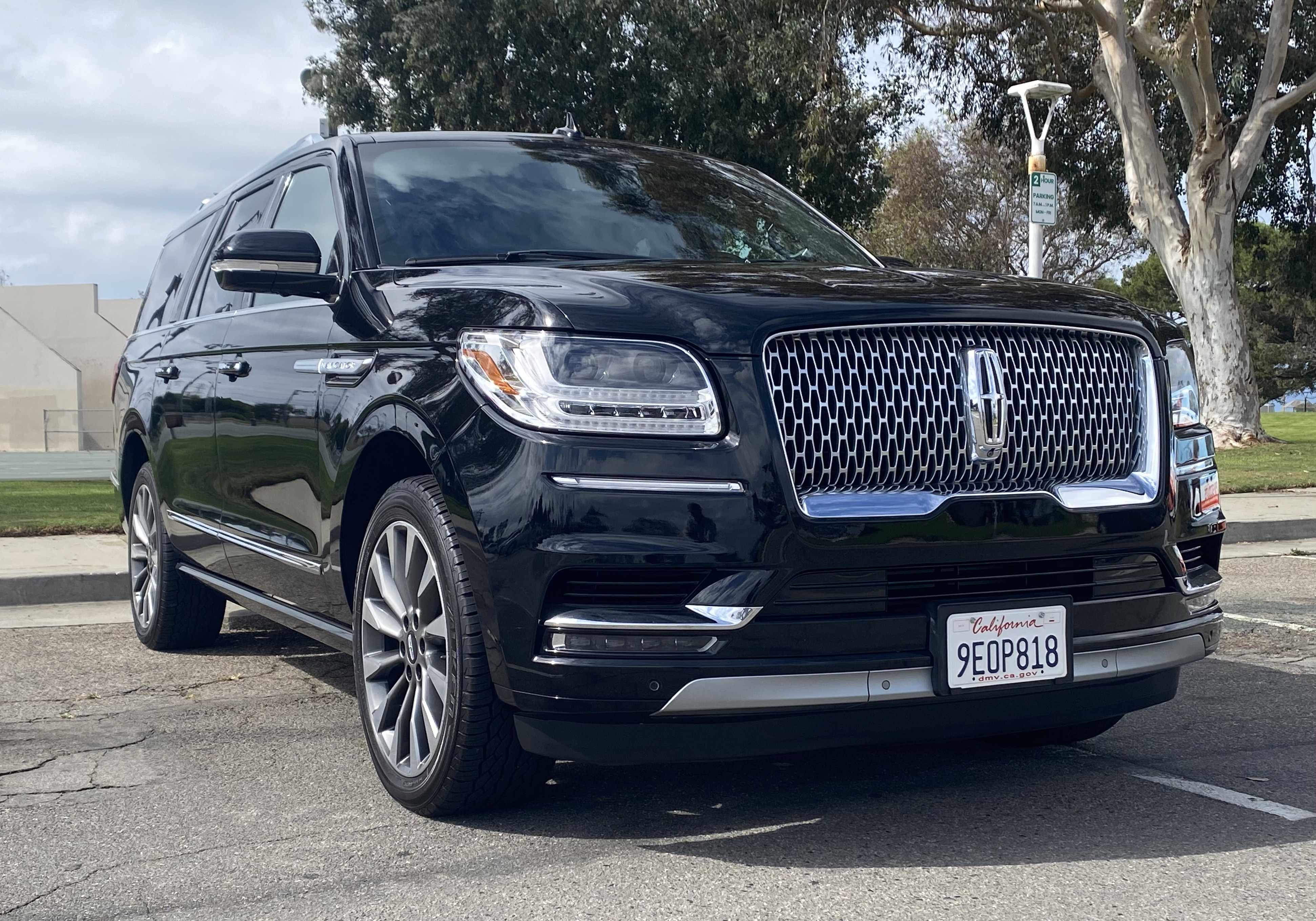 Used 2018 Lincoln Navigator L Select RWD image 1
