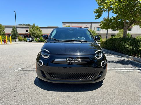 Used 2024 FIAT 500 e FWD image 9