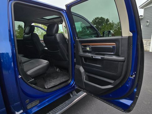 Used 2016 RAM 3500 Laramie AWD/4WD image 20
