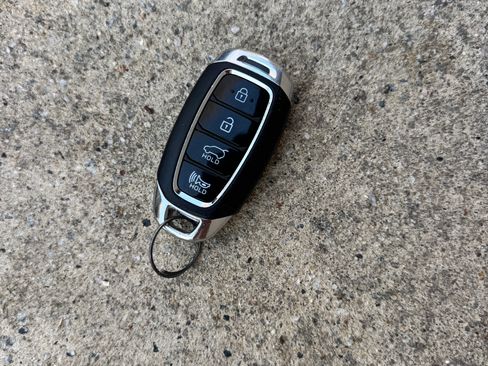 Used 2018 Hyundai Kona SEL image 24