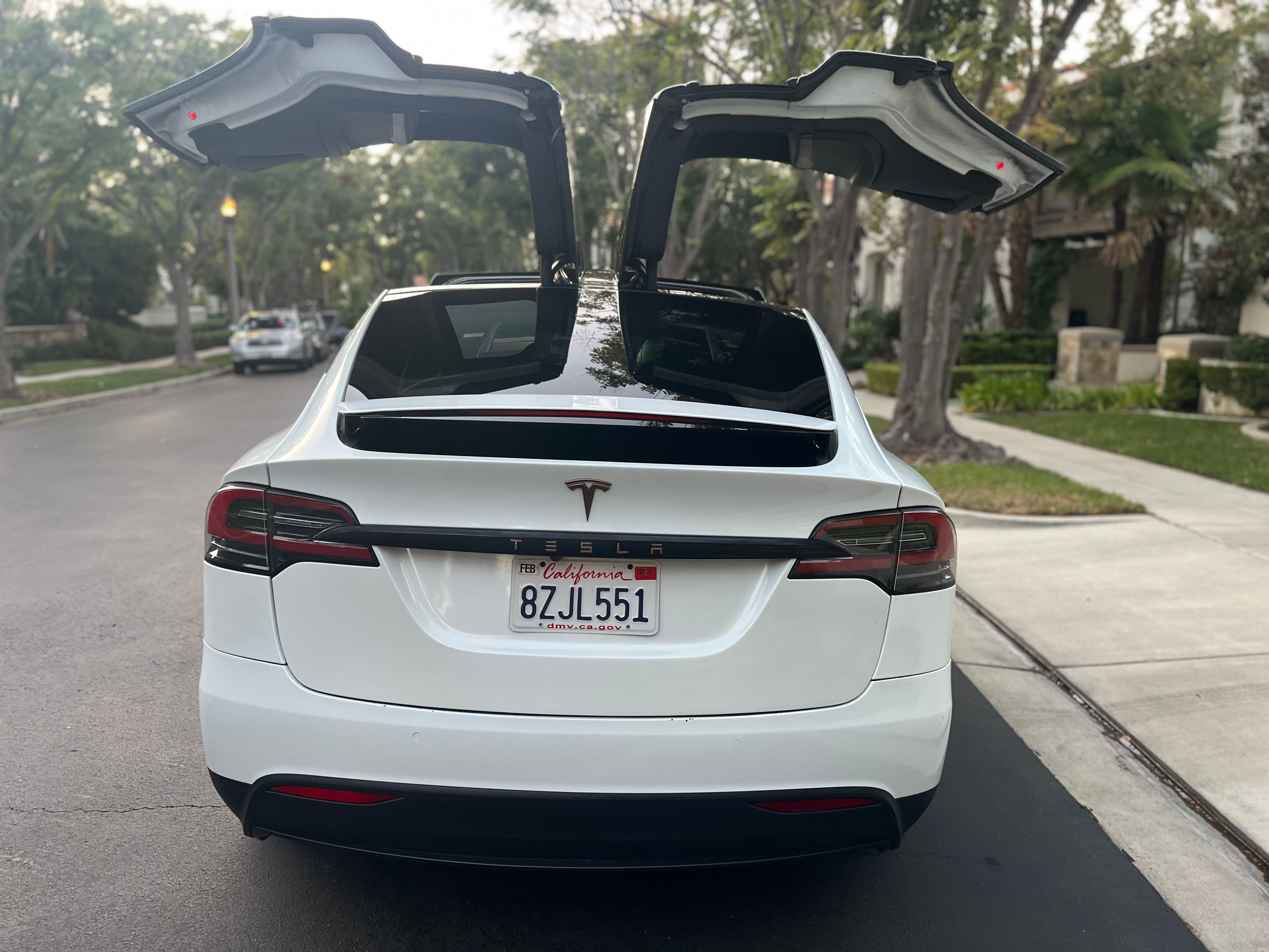Used 2020 Tesla Model X Long Range AWD/4WD image 5