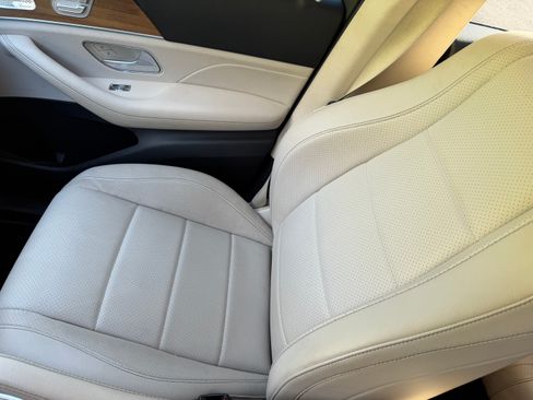 Used 2021 Mercedes-Benz GLE 350 4MATIC image 14