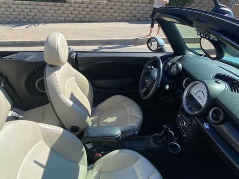 Used 2014 MINI Cooper S image 11