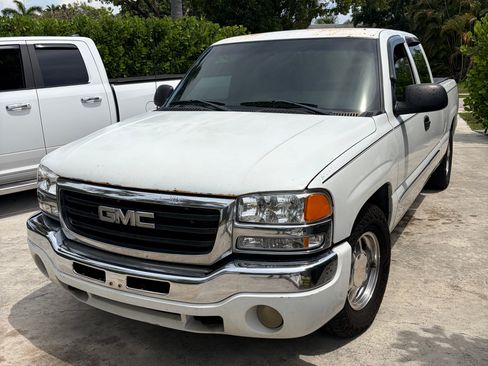 Used 2003 GMC Sierra 1500 SLE RWD image 1