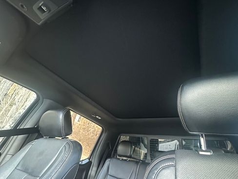 Used 2018 Ford F150 Lariat w/ Equipment Group 502A Luxury image 13