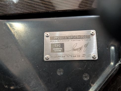 Used 2020 Chevrolet Corvette Stingray Coupe w/ Z51 Performance Package image 9