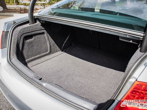 Used 2010 Audi A5 2.0T Premium image 18